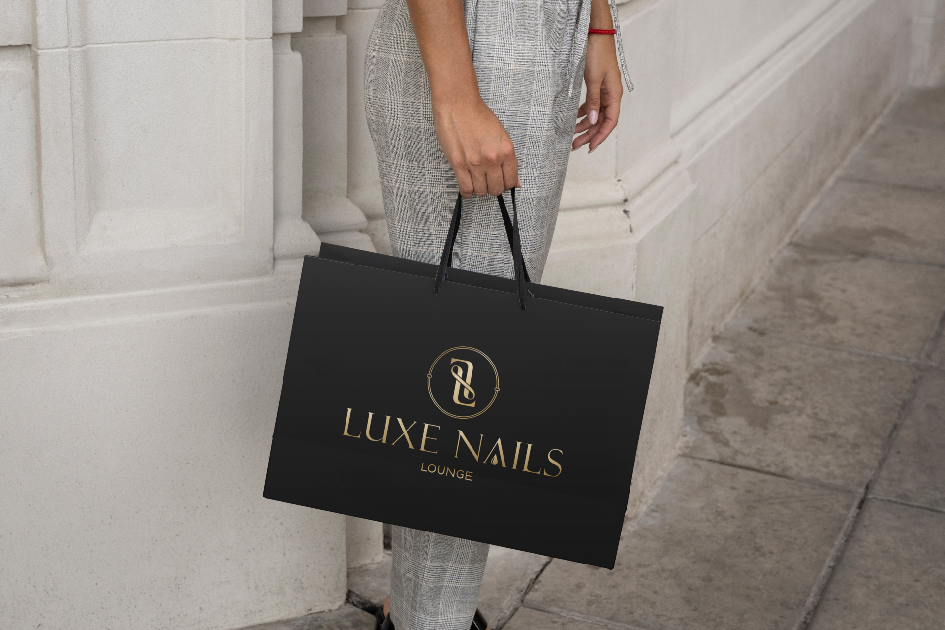 Luxe Nails Lounge gift bag